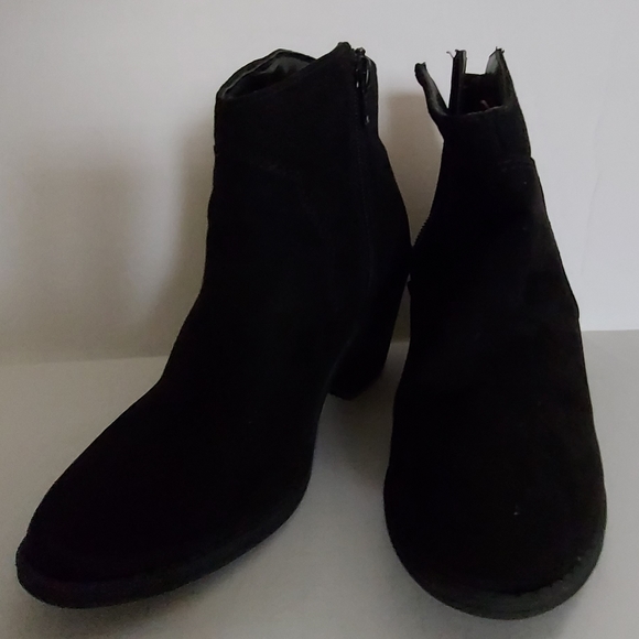 ankle boots - Picture 3 of 6